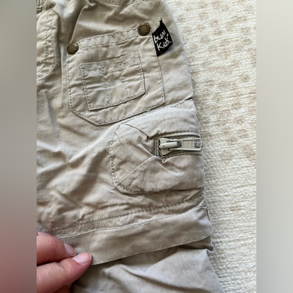 Pants/Shorts - Picture 3 of 10